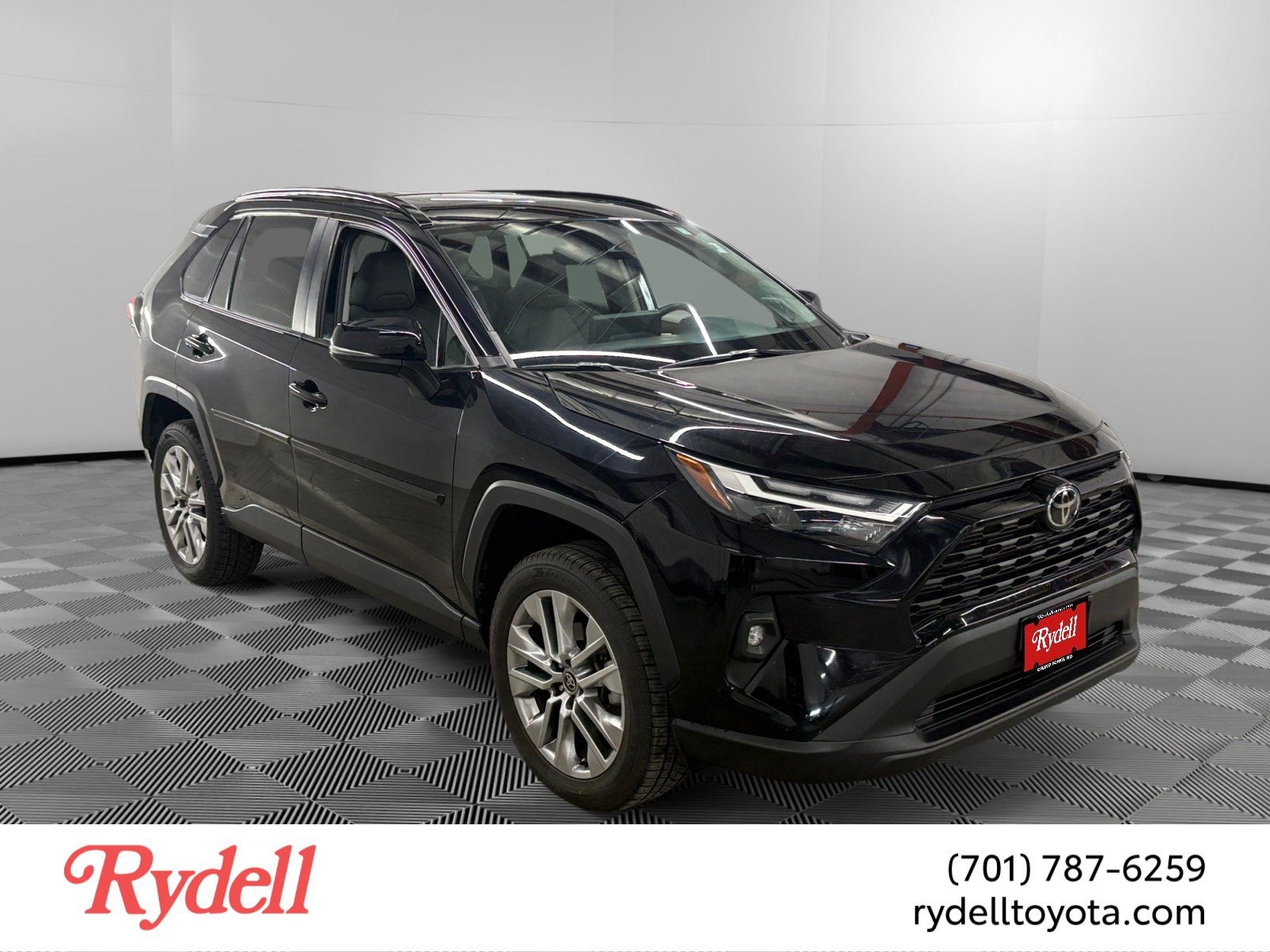 2023 Toyota RAV4 XLE Premium