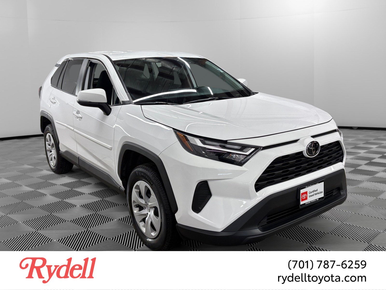2024 Toyota RAV4 LE