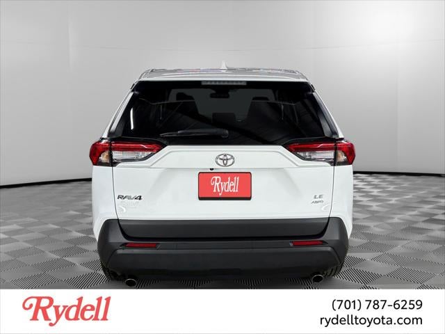 2024 Toyota RAV4 LE