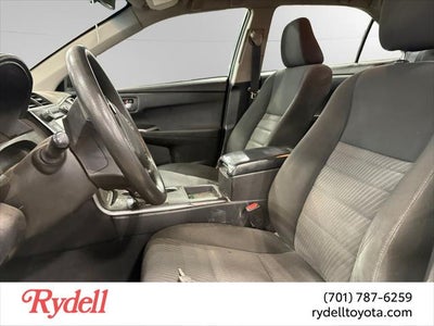 2017 Toyota Camry LE