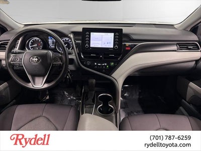 2022 Toyota Camry LE