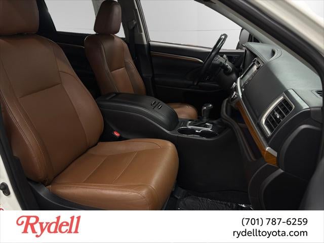 2019 Toyota Highlander Limited Platinum