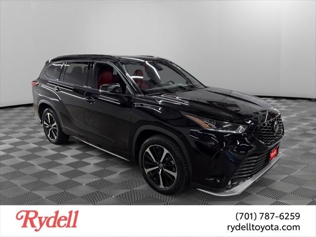 2022 Toyota Highlander XSE
