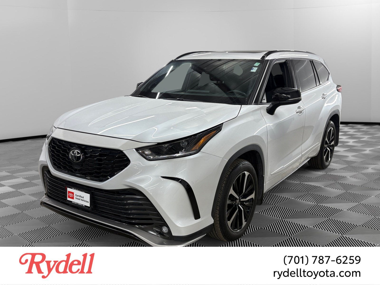 2022 Toyota Highlander XSE
