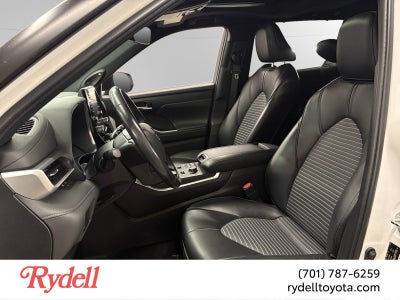 2022 Toyota Highlander XSE