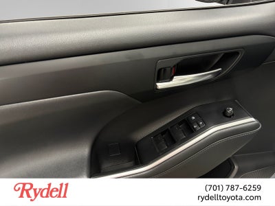 2022 Toyota Highlander XSE