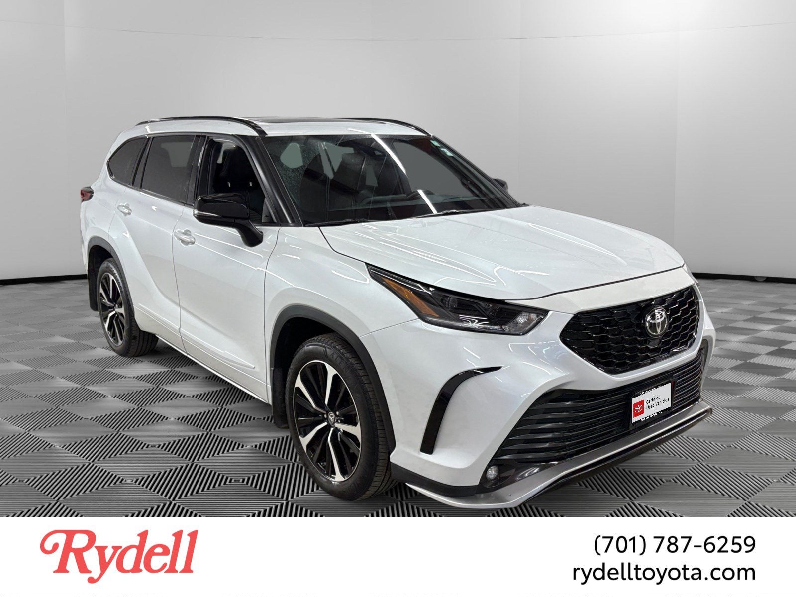 2022 Toyota Highlander XSE