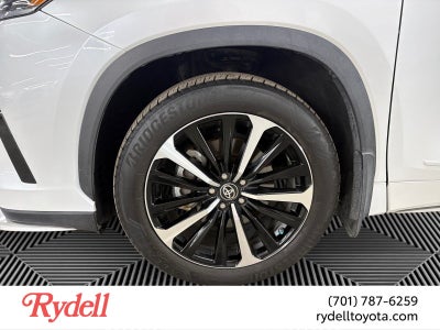 2022 Toyota Highlander XSE