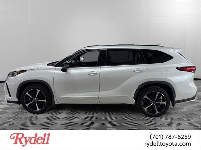 2022 Toyota Highlander XSE