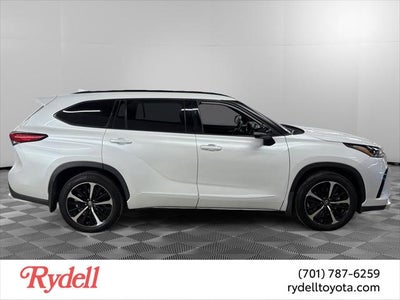 2022 Toyota Highlander XSE