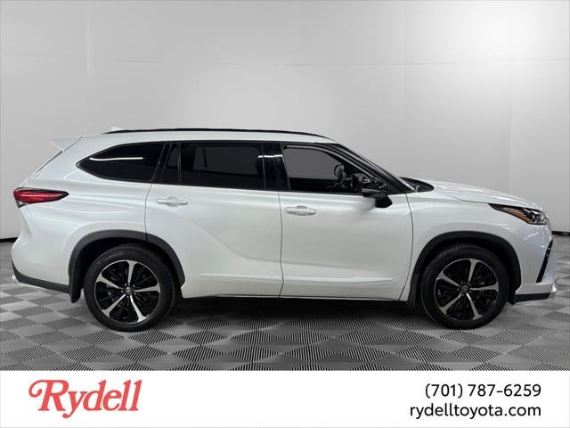 2022 Toyota Highlander XSE