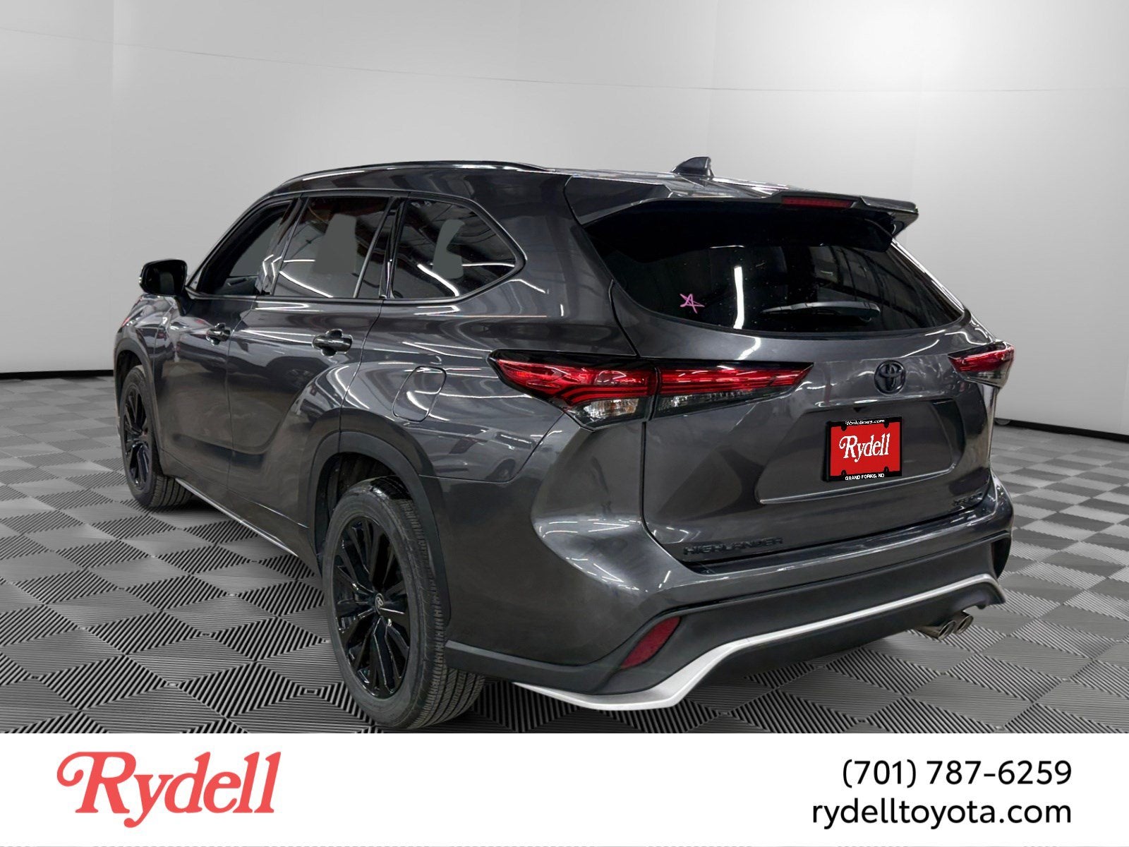 2023 Toyota Highlander XSE