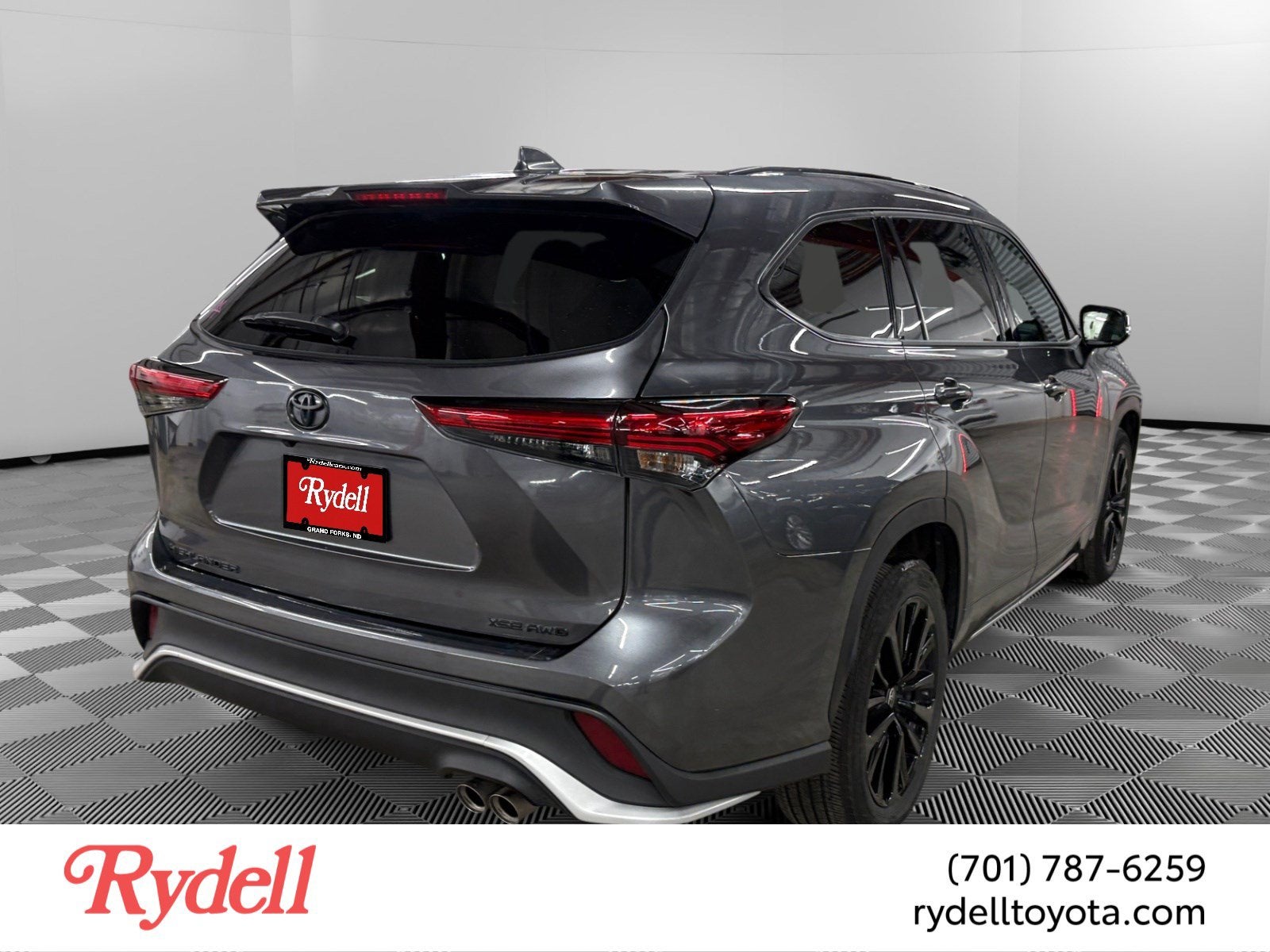 2023 Toyota Highlander XSE