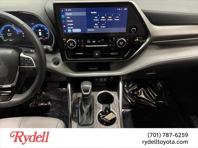 2024 Toyota Highlander Hybrid Limited