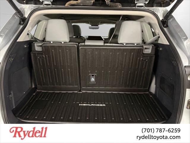 2024 Toyota Highlander Hybrid Limited