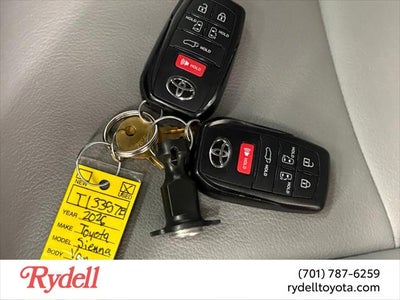 2026 Toyota Sienna XLE