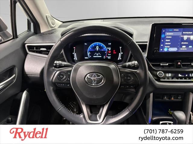 2023 Toyota Corolla Cross XLE