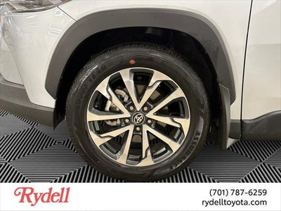 2023 Toyota Corolla Cross XLE