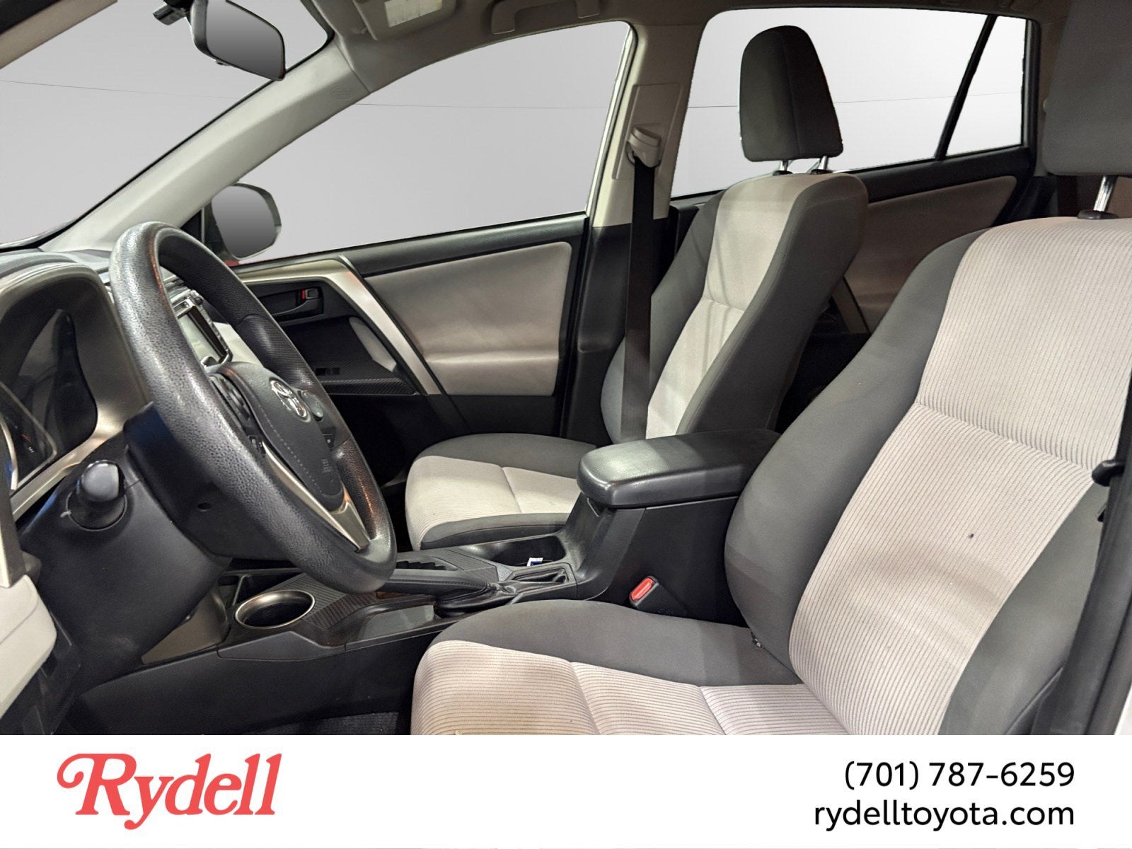 2015 Toyota RAV4 LE