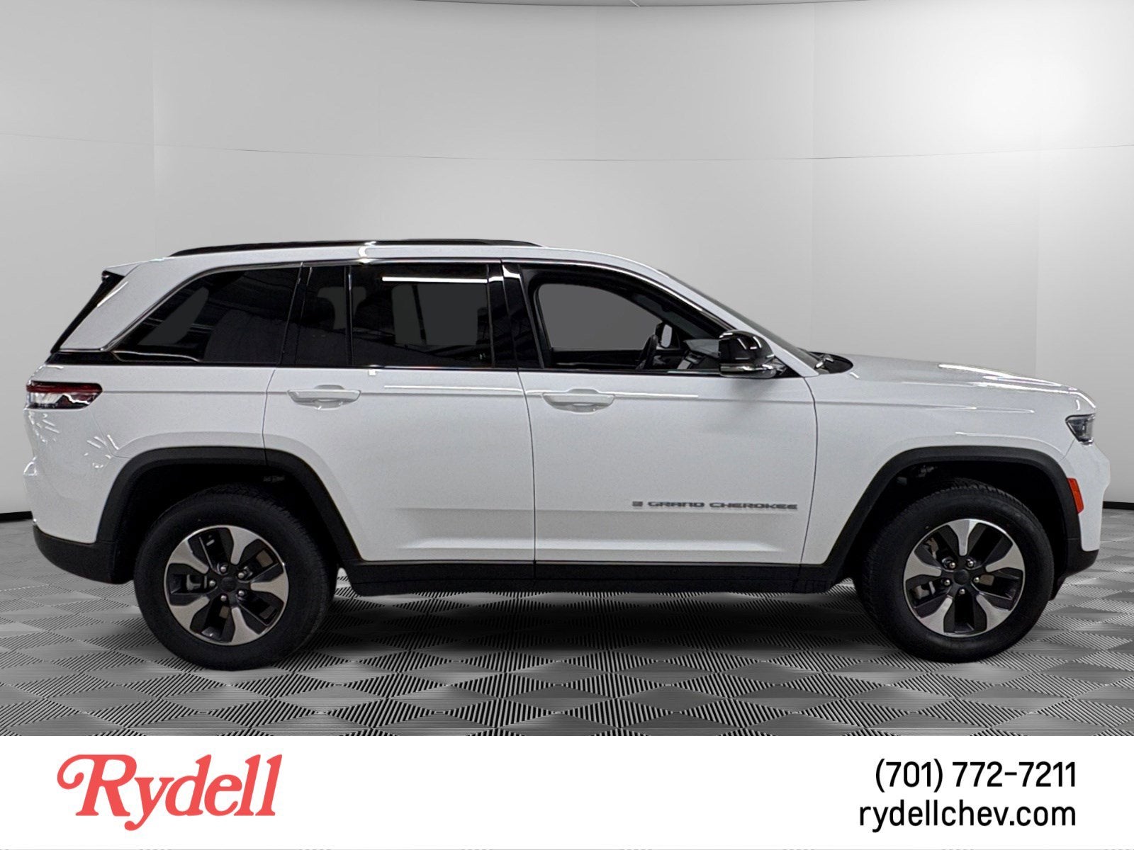 2024 Jeep Grand Cherokee 4xe BLACK
