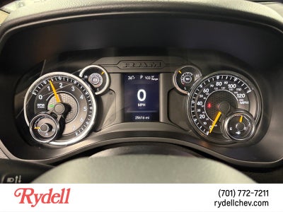 2019 RAM 1500 Big Horn/Lone Star Crew Cab 4x4 5'7" Box