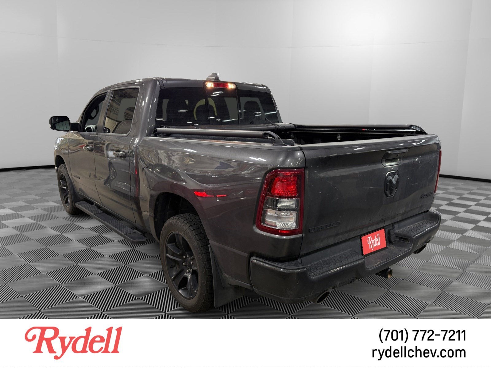 2022 RAM 1500 Big Horn Crew Cab 4x4 5'7" Box