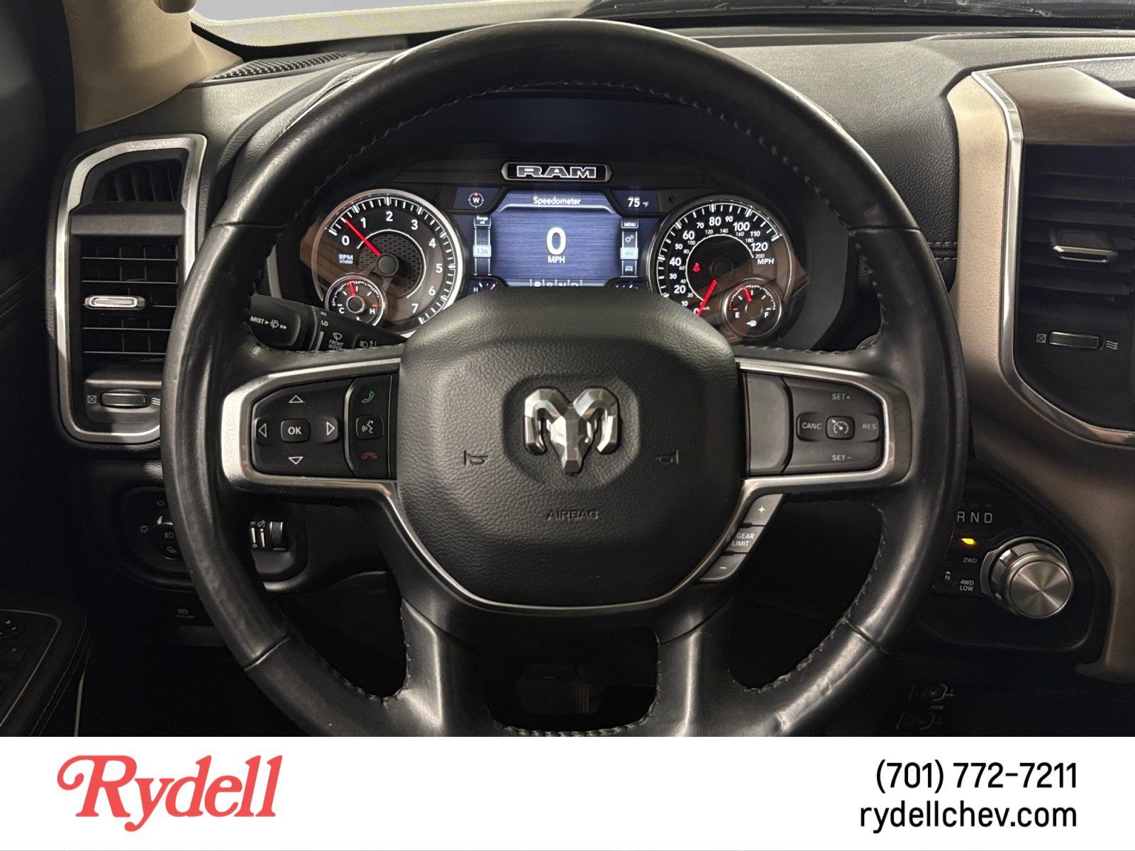 2021 RAM 1500 Laramie Crew Cab 4x4 5'7" Box