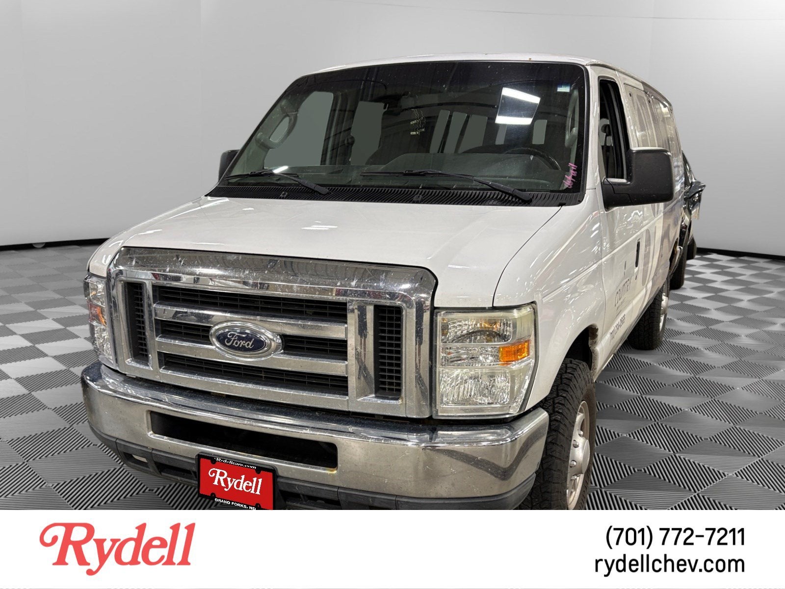 2010 Ford Econoline Wagon XL