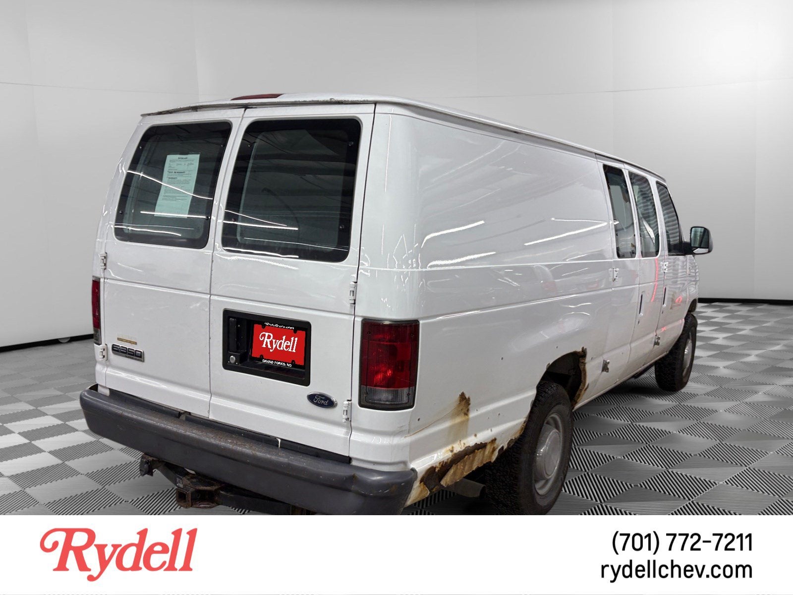 2006 Ford Econoline Cargo Van Base