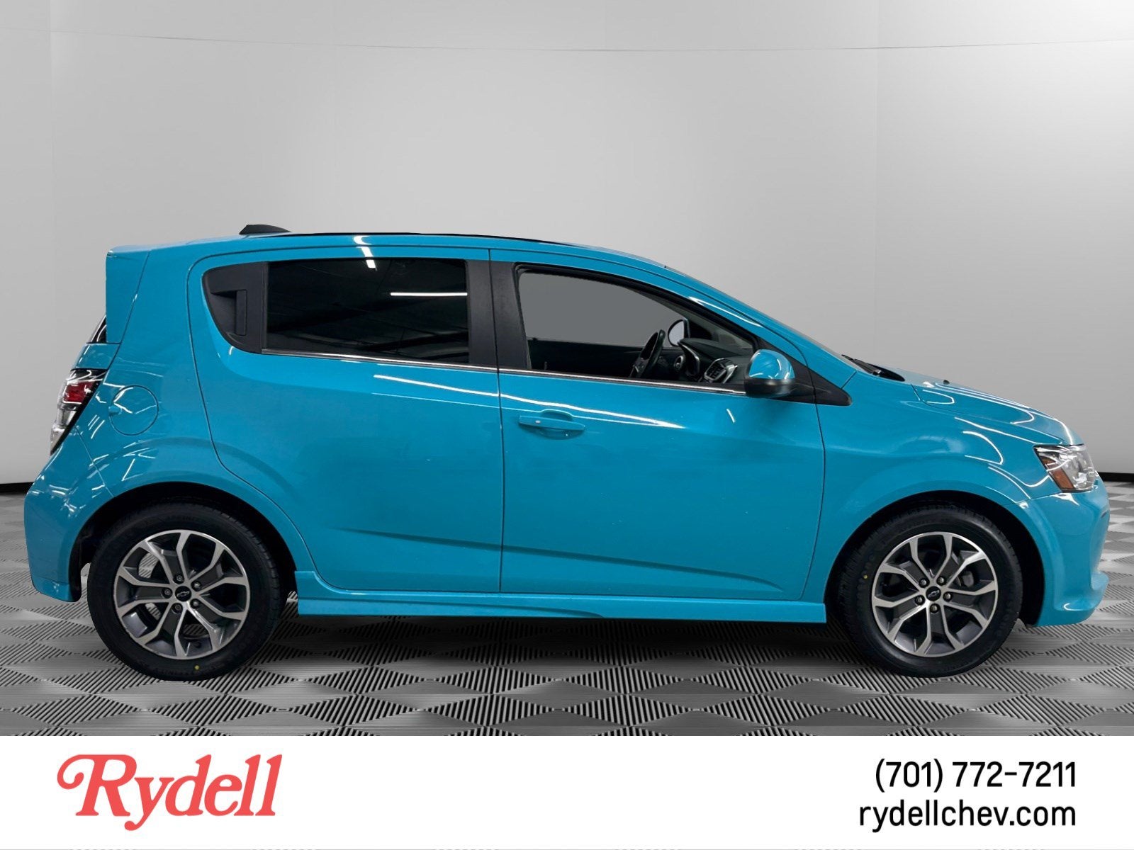 2020 Chevrolet Sonic LT