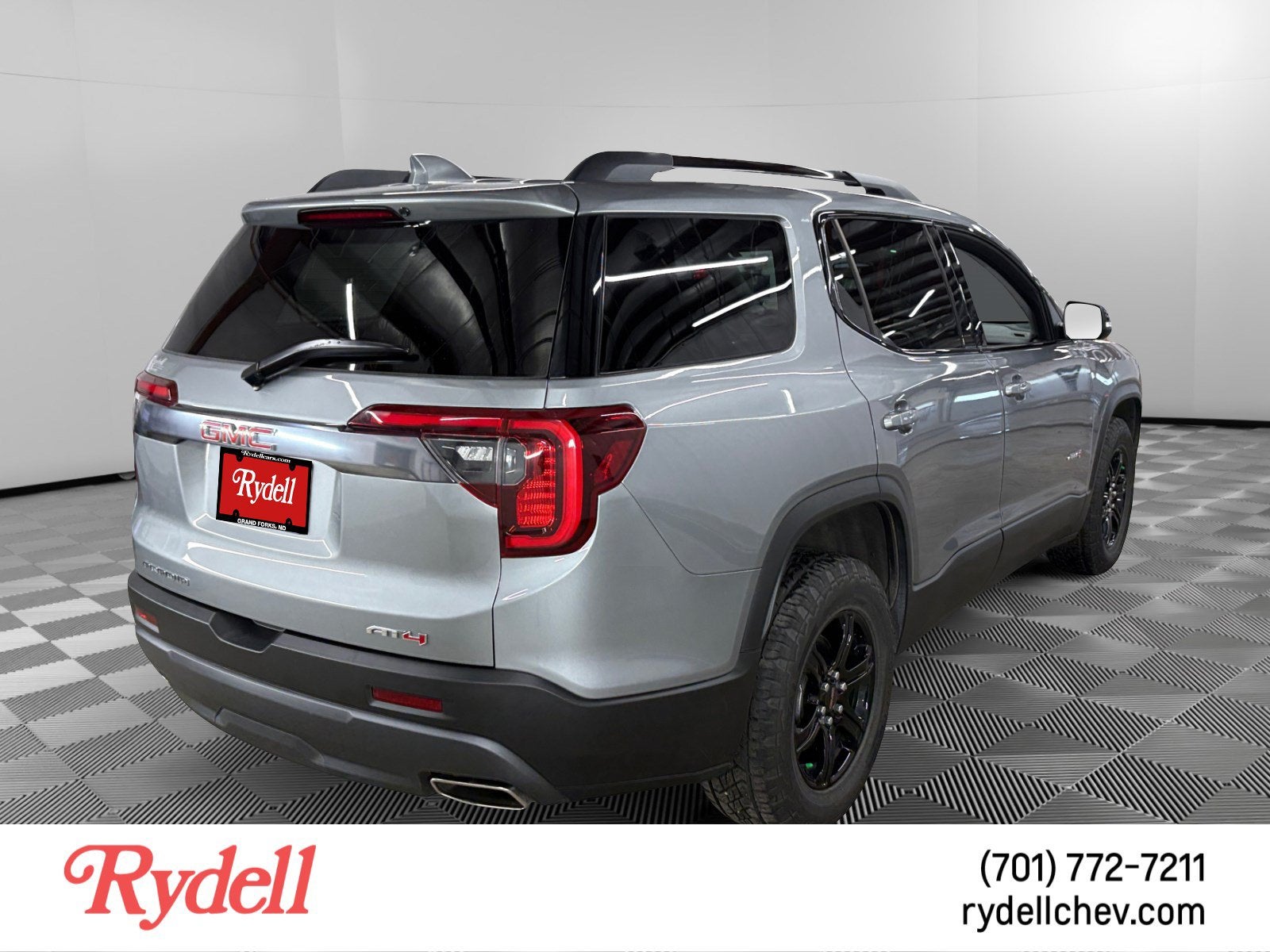 2023 GMC Acadia AT4