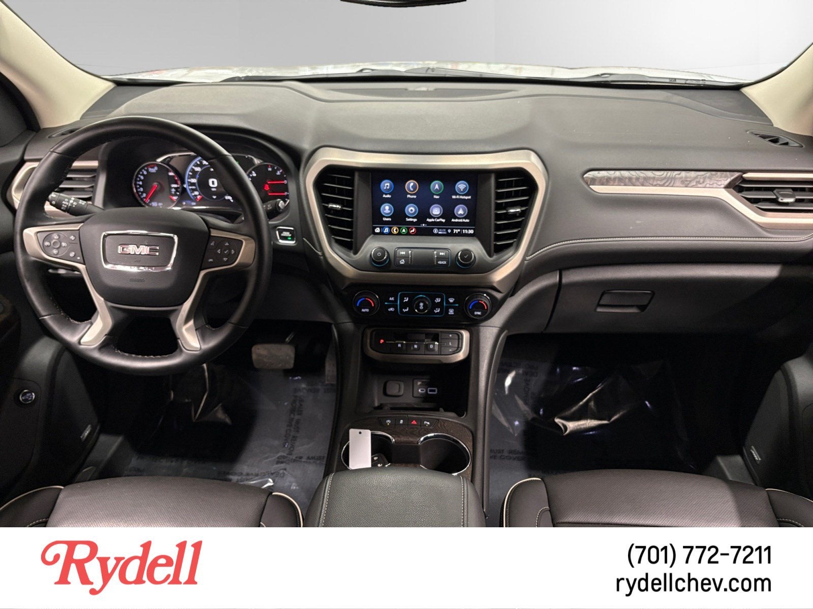 2023 GMC Acadia Denali