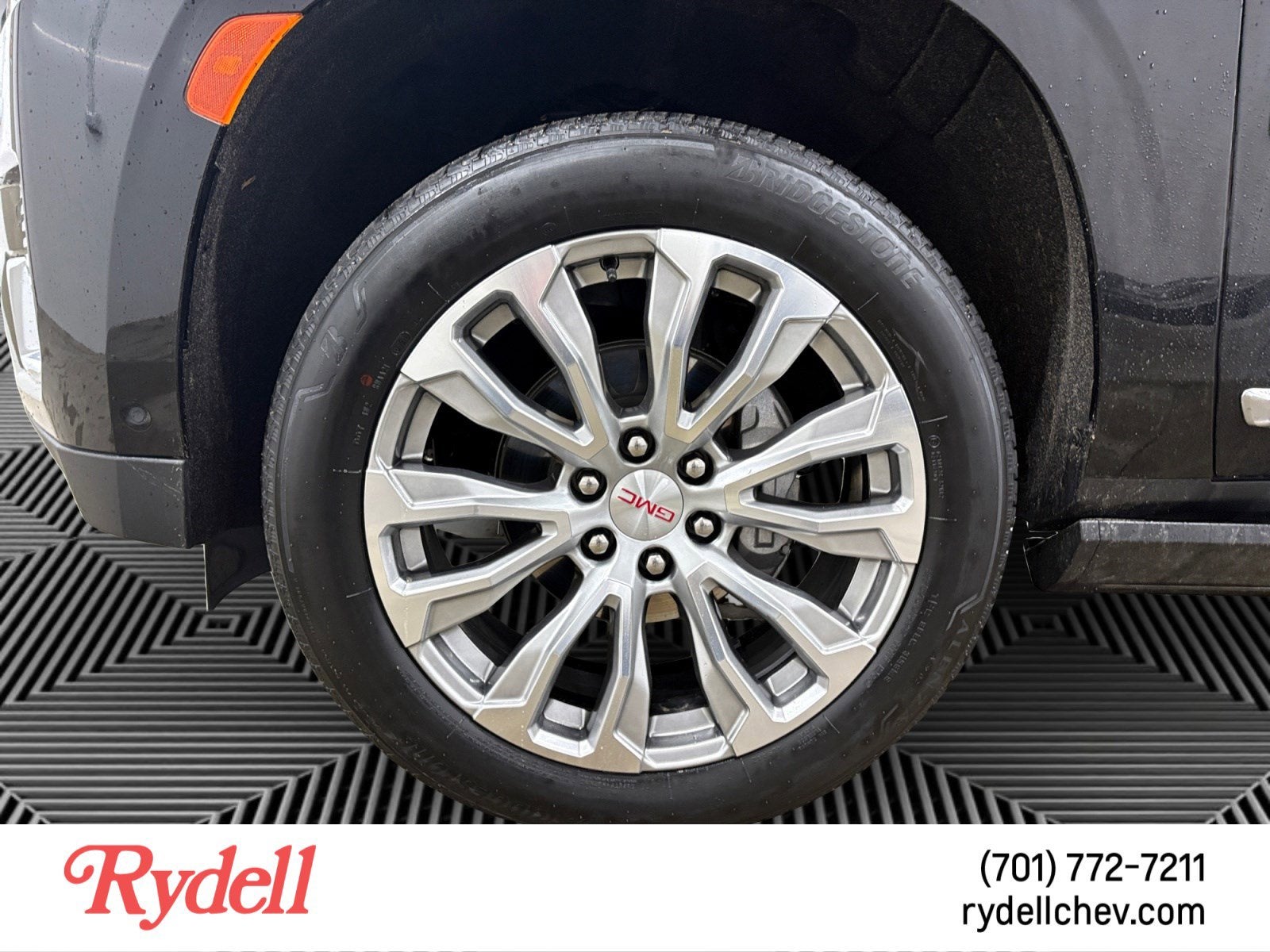 2024 GMC Yukon Denali