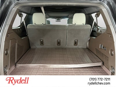 2023 GMC Yukon XL SLT