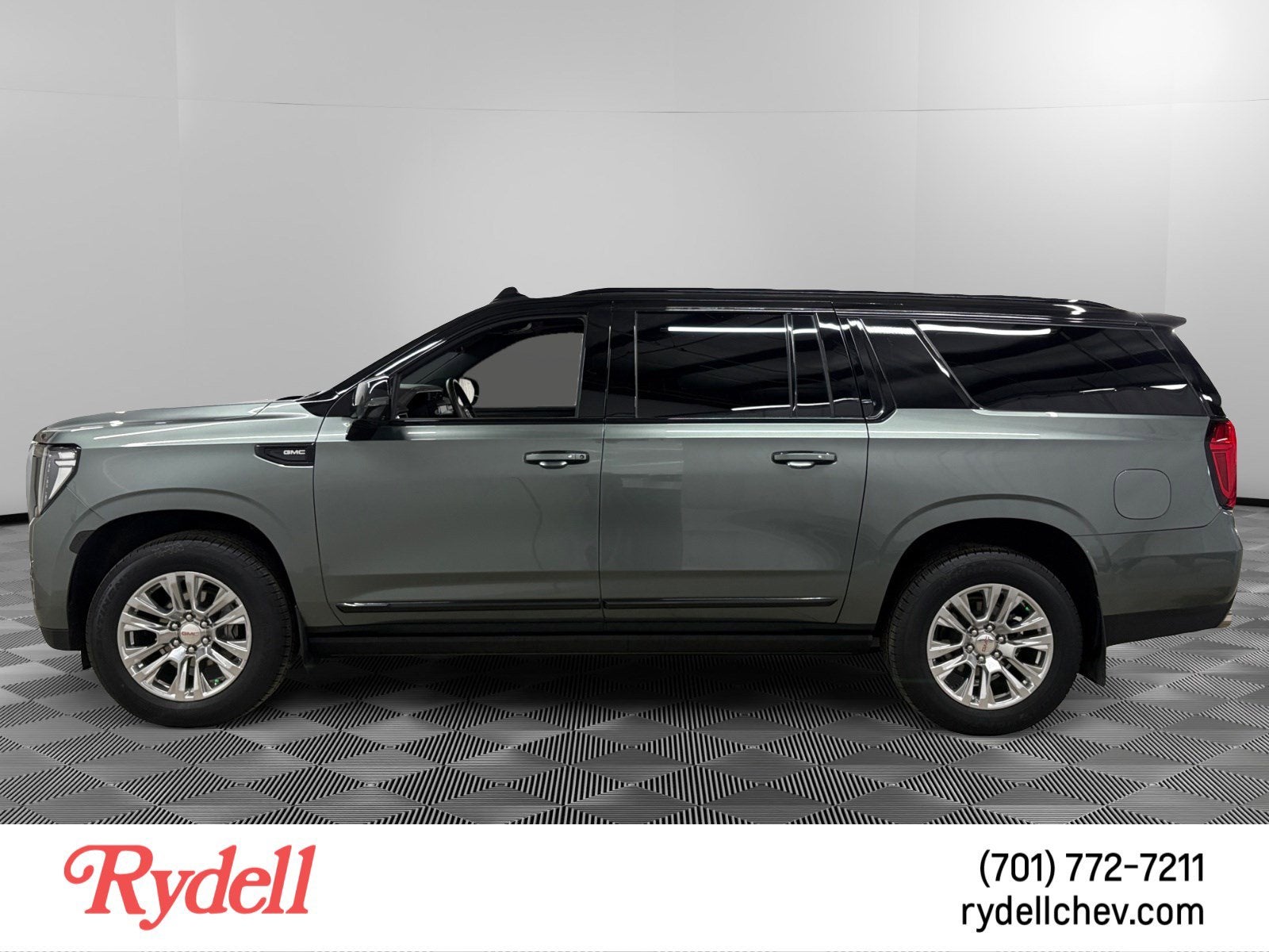 2024 GMC Yukon XL Denali