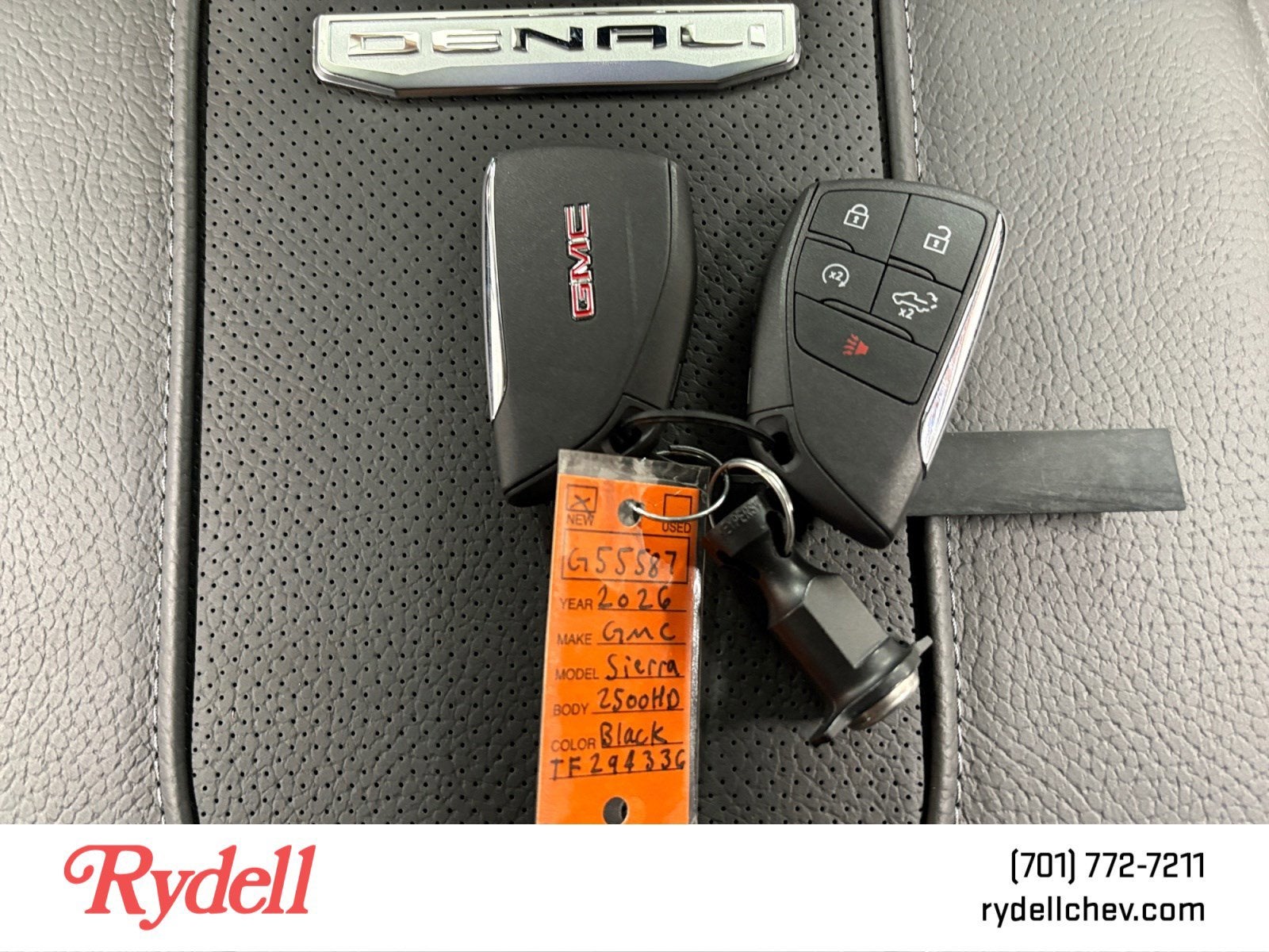 2026 GMC Sierra 2500HD Denali - Photo 26