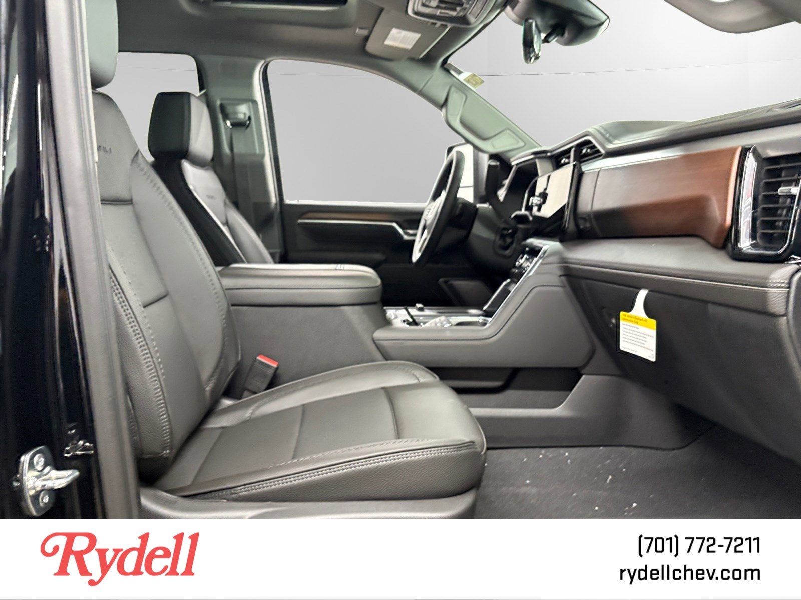2026 GMC Sierra 3500HD Denali - Photo 20