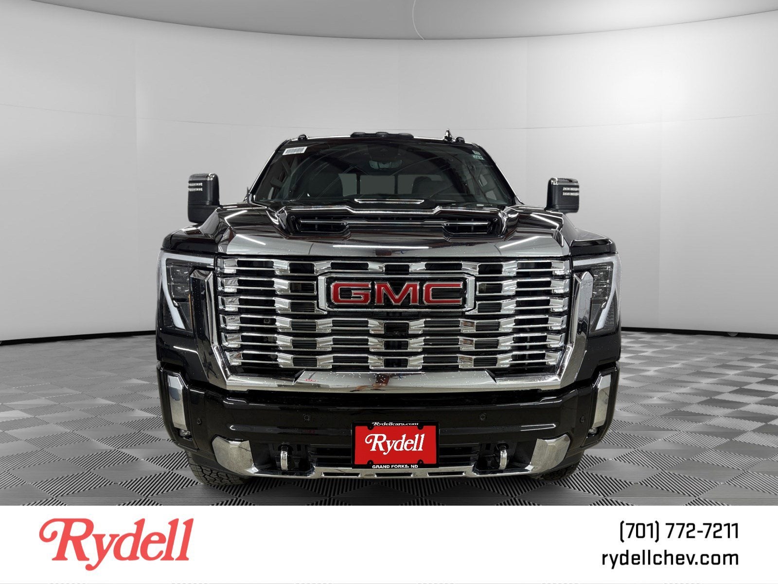 2026 GMC Sierra 3500HD Denali - Photo 9
