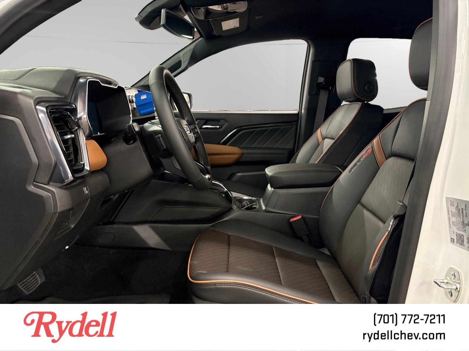 2026 GMC Canyon AT4 - Photo 12