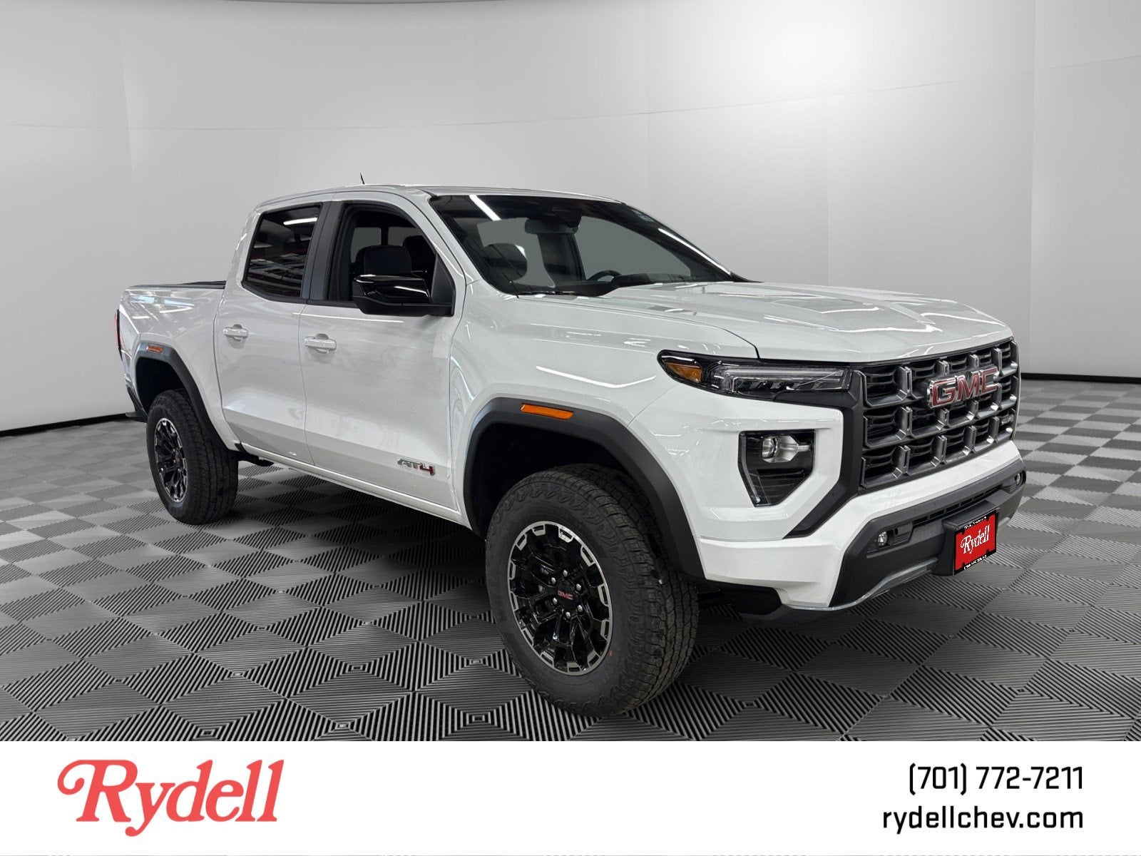 2026 GMC Canyon AT4 - Photo 8