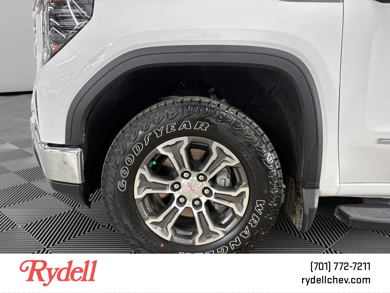 2026 GMC Sierra 1500 SLE