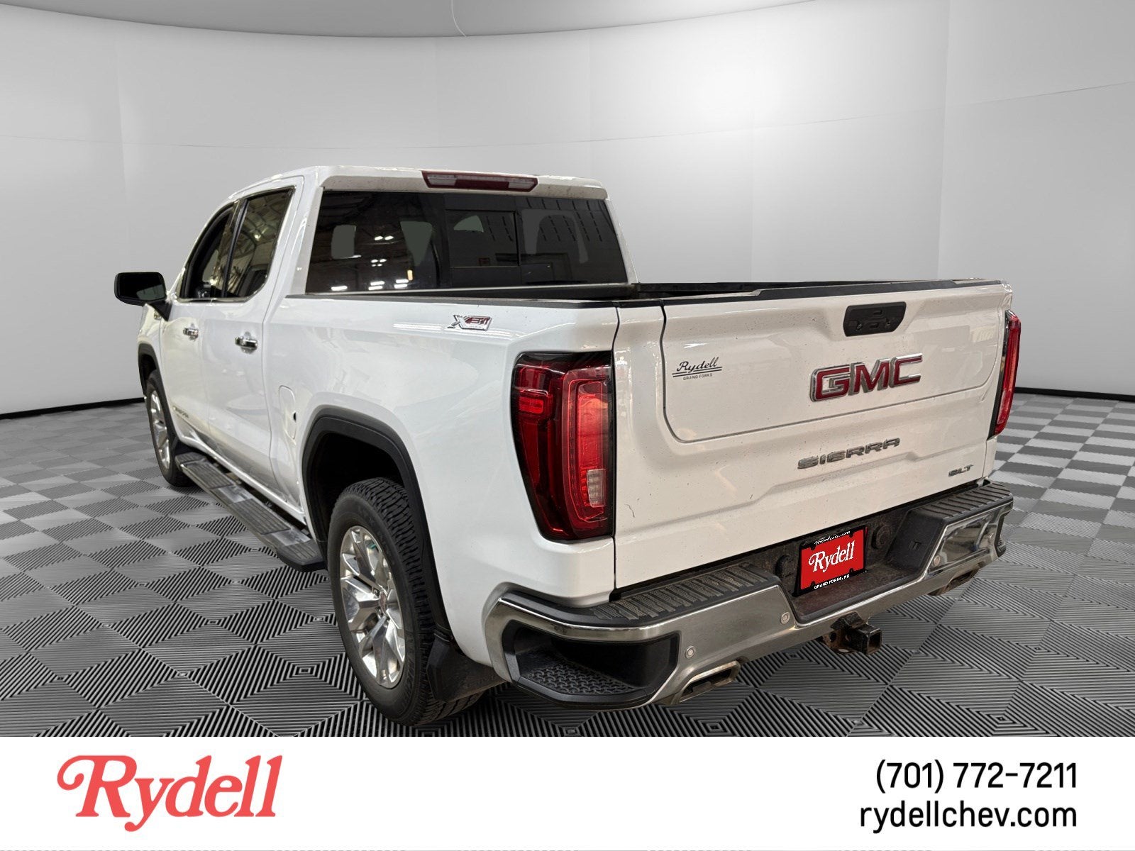 2021 GMC Sierra 1500 SLT