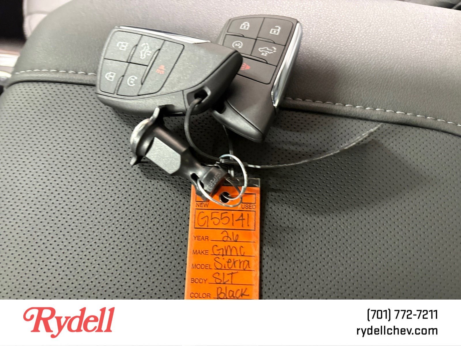 2026 GMC Sierra 1500 SLT