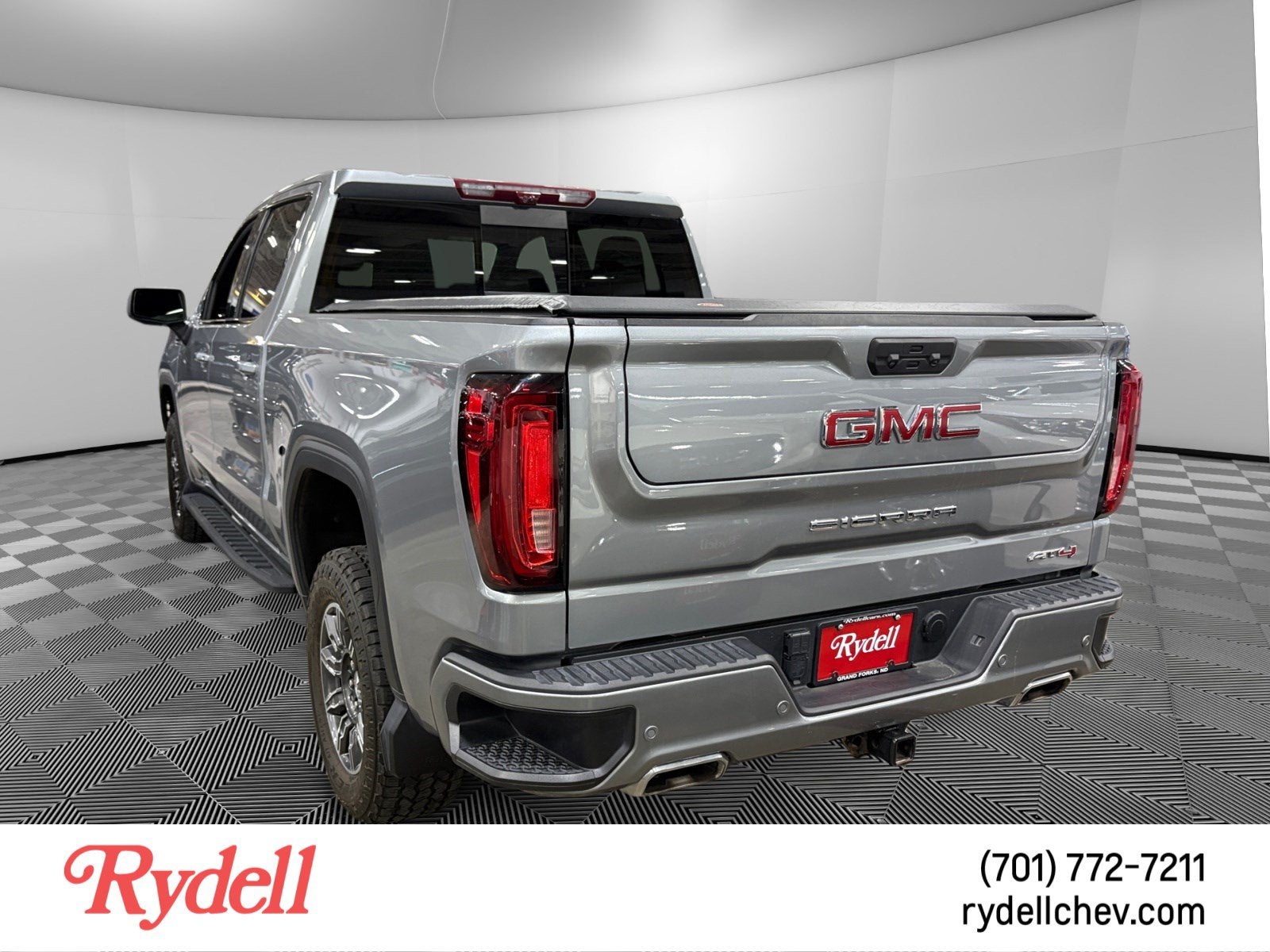 2024 GMC Sierra 1500 AT4