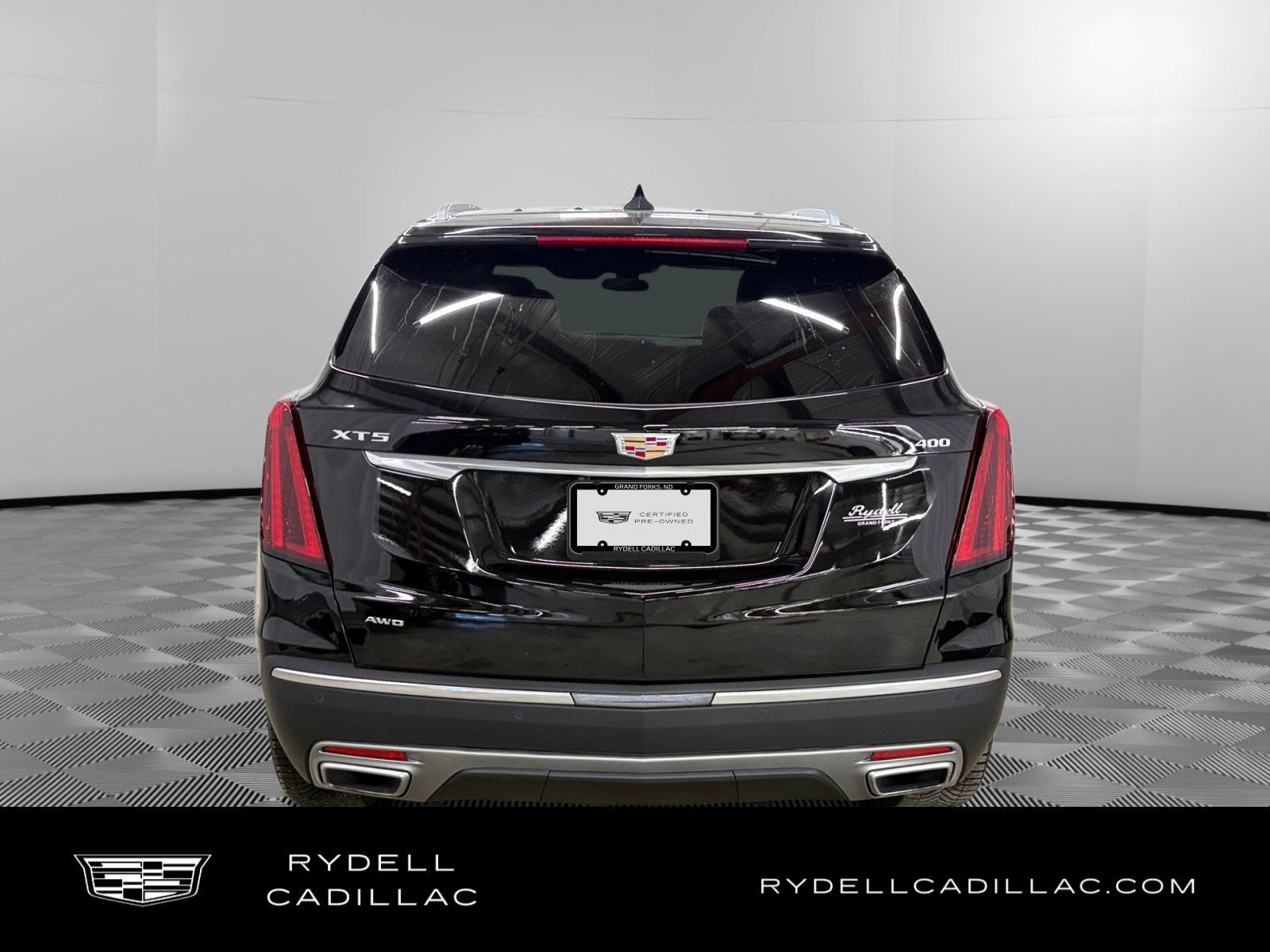 2022 Cadillac XT5 Premium Luxury