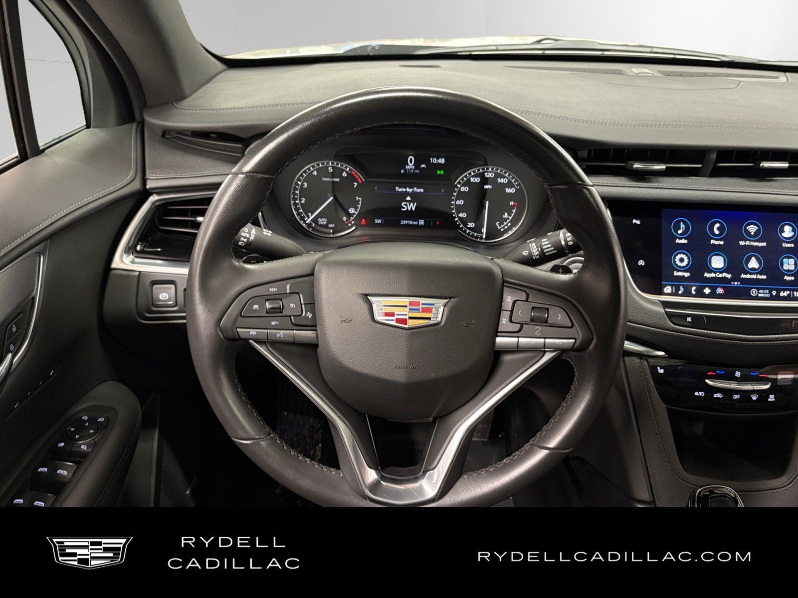 2025 Cadillac XT6 Luxury