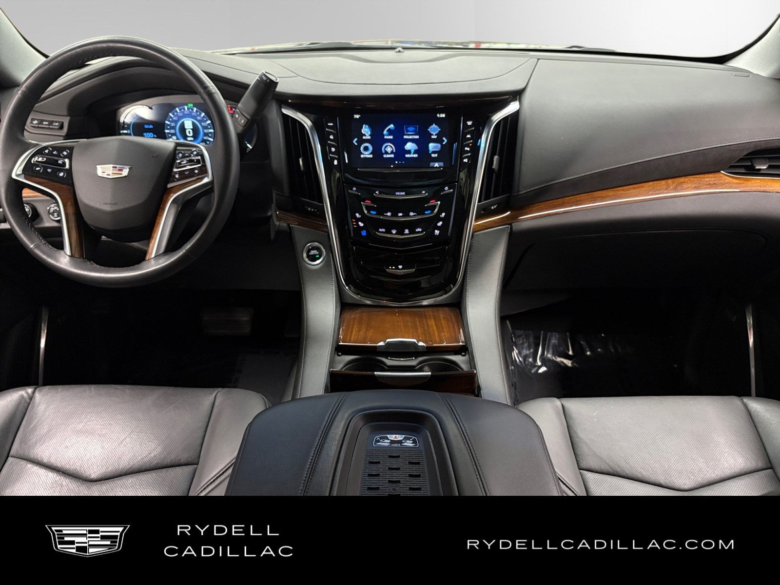 2017 Cadillac Escalade Luxury