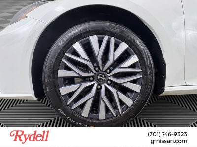 2025 Nissan Altima SV FWD