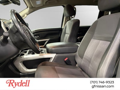 2021 Nissan TITAN Crew Cab SV 4x4