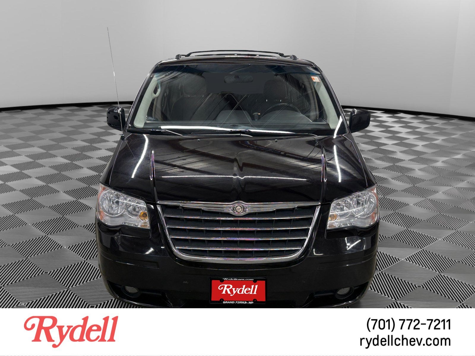 2010 Chrysler Town & Country Touring Plus